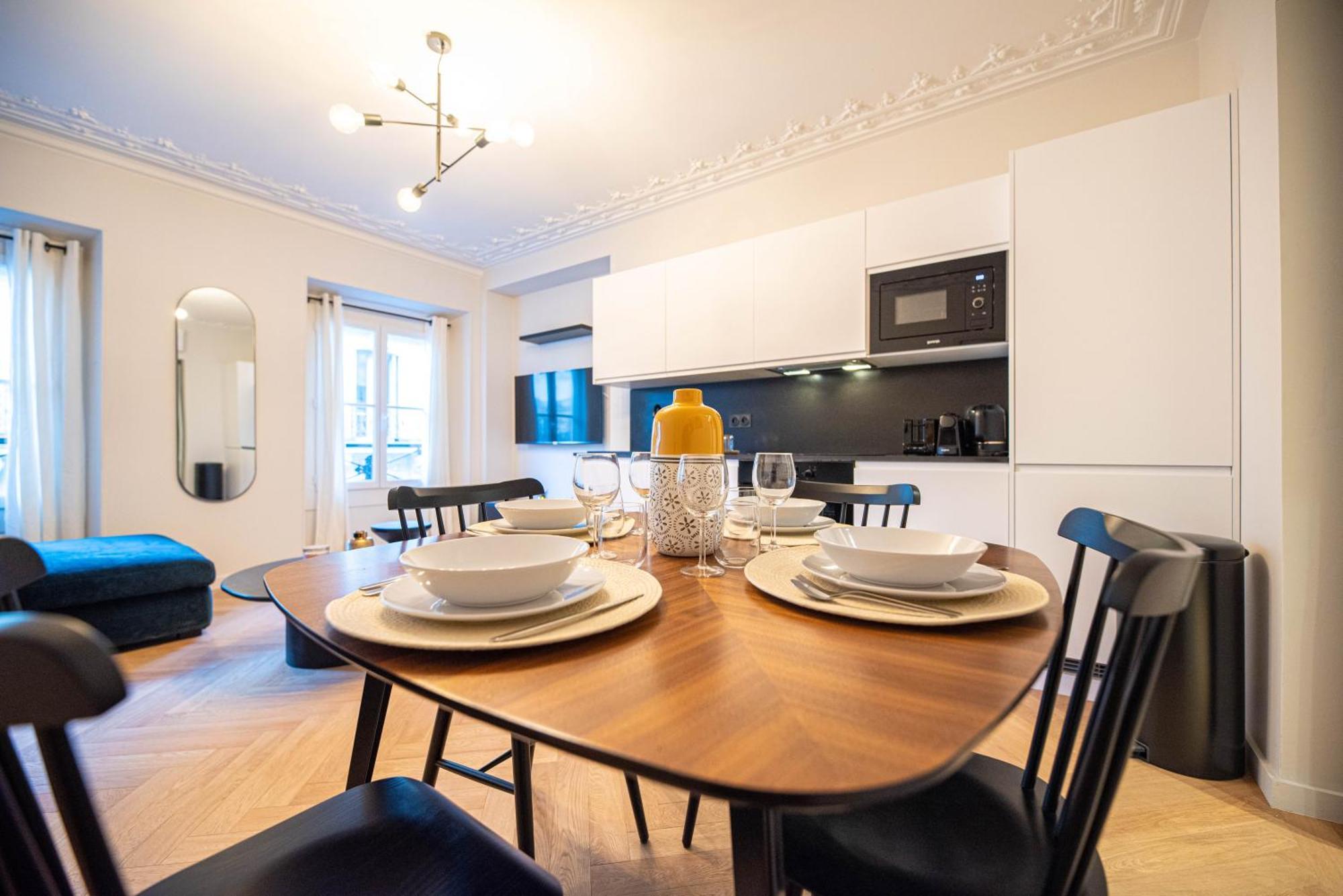 Luxury apartments in Paris Center Chambre photo