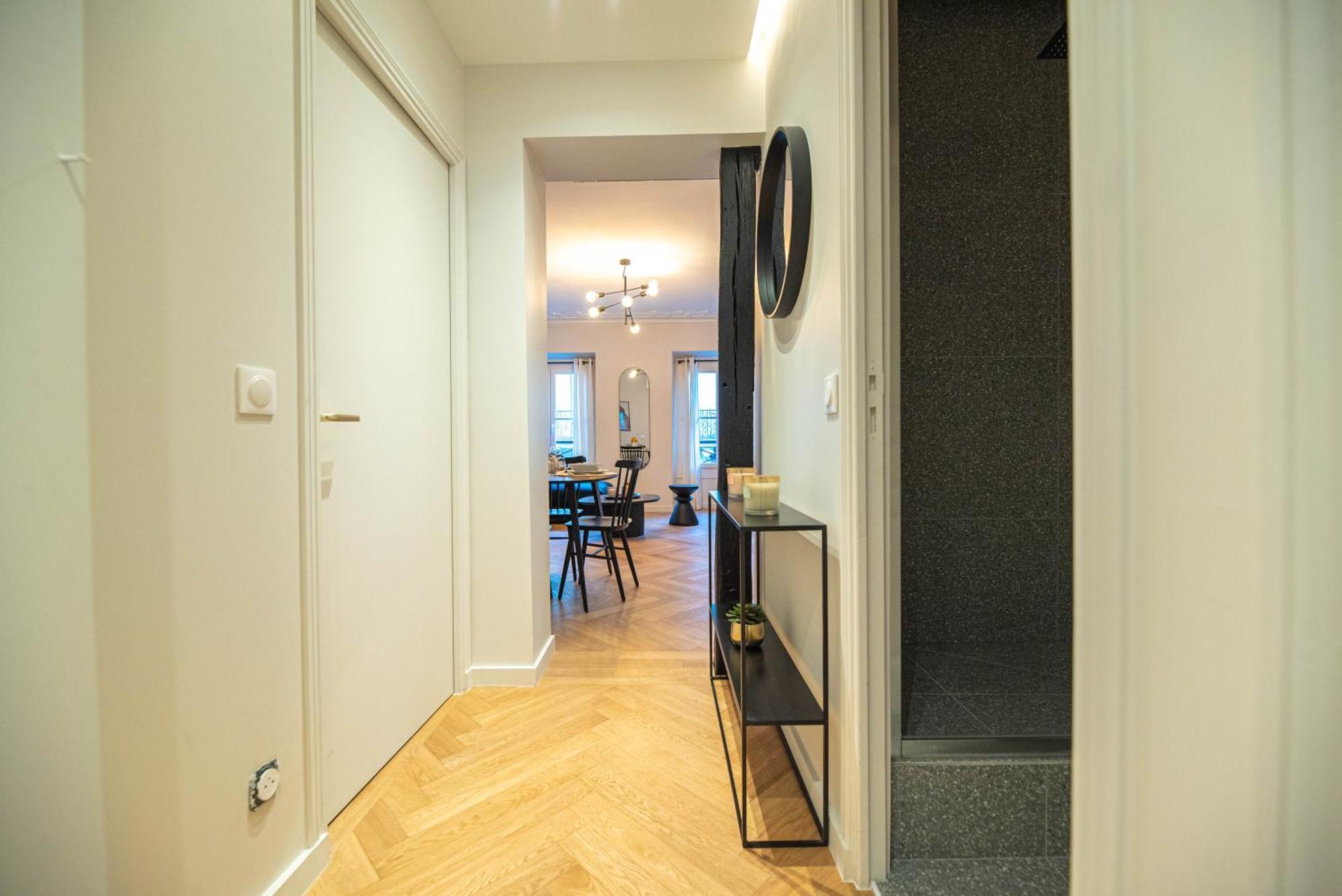 Luxury apartments in Paris Center Chambre photo
